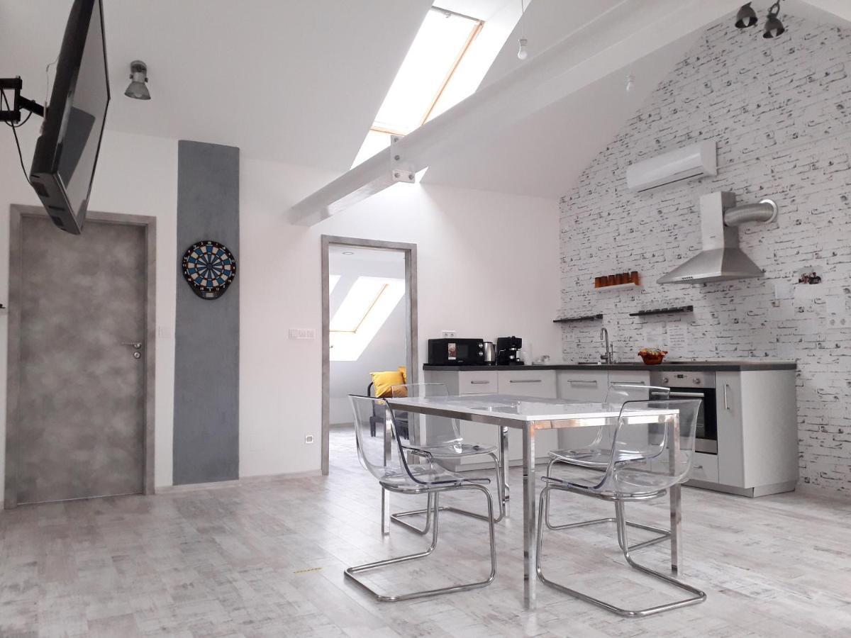 8X8 Tetoter Apartman Segedin Dış mekan fotoğraf